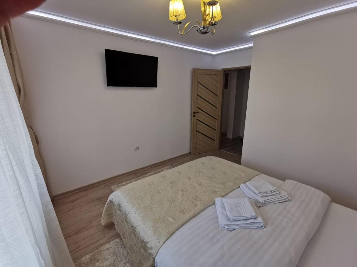 Apartament Gold Luxury Tîrgu Ocna エクステリア 写真