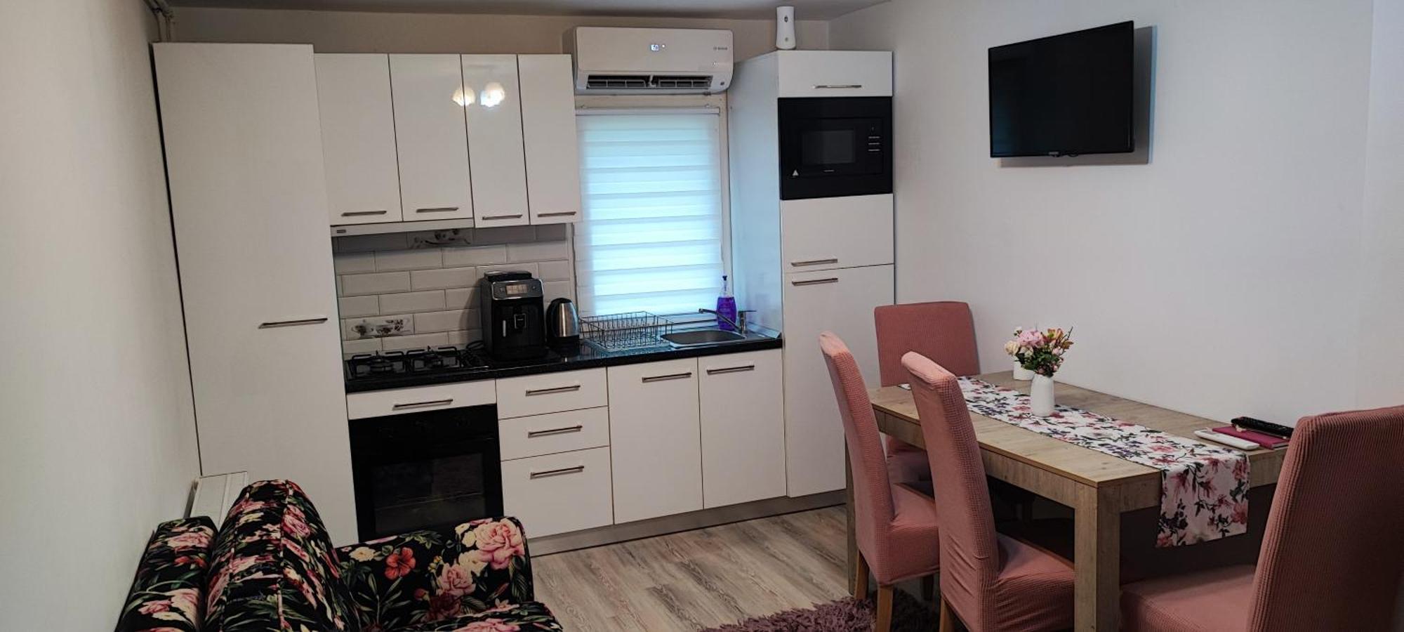 Apartament Gold Luxury Tîrgu Ocna エクステリア 写真